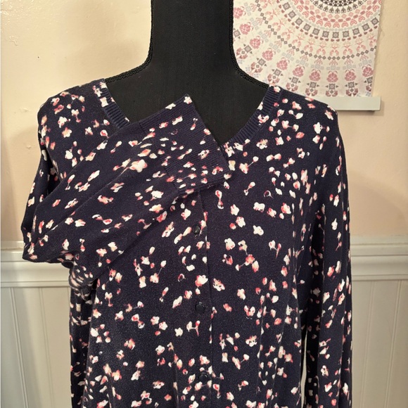 LOFT Navy and Pink Floral Cardigan - Picture 3 of 9